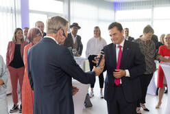 Unternehmenssprecherinnen und Unternehmenssprecher des Jahres 2020/2021 | eSeL.at - Lorenz Seidler