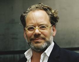 Christoph Gottschalk macht bei The New Institute mit