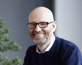Peter Tauber fängt bei Engelbert Strauss an
