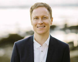 Karriere im Schatten der Partnerschaft: Wenn der Partner den Aufstieg bremst