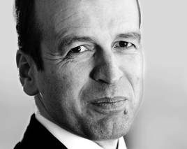 "SZ"-Wirtschaftschef Ulrich Schäfer: "Jeder Journalist muss seine Texte selbst vermarkten"