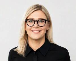 Spie sichert sich die Dienste von Sarah Rötzer