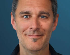 „Ich will neue Themen tief durchdringen“ – Alex Hofmann bei Table.Briefings