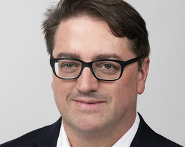 Hamburg Media School holt Ex-DuMont-Führungskraft Thilo Knott an Bord